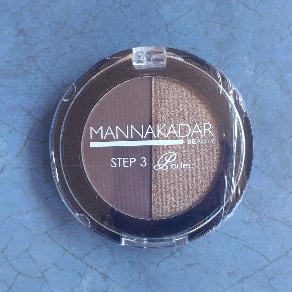 Manna Kadar Beauty Eyeshadow Duo